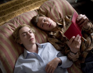 reader-winslet-kross-1